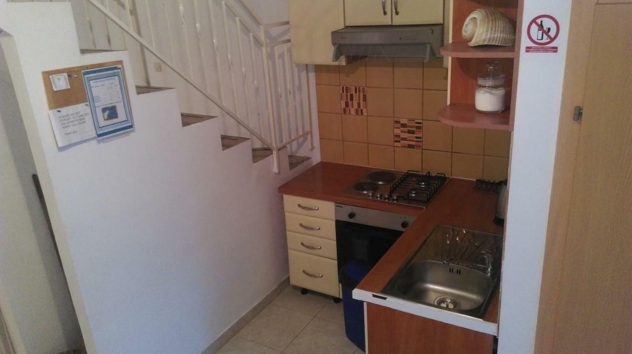 Apartman Restovic Bol Exterior foto