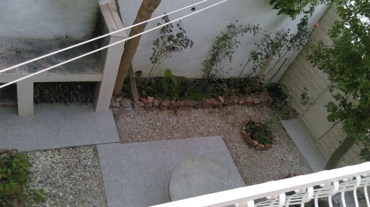 Apartman Restovic Bol Exterior foto